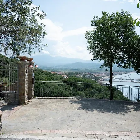 Romantik House Belvedere Casal Velino Esterno foto