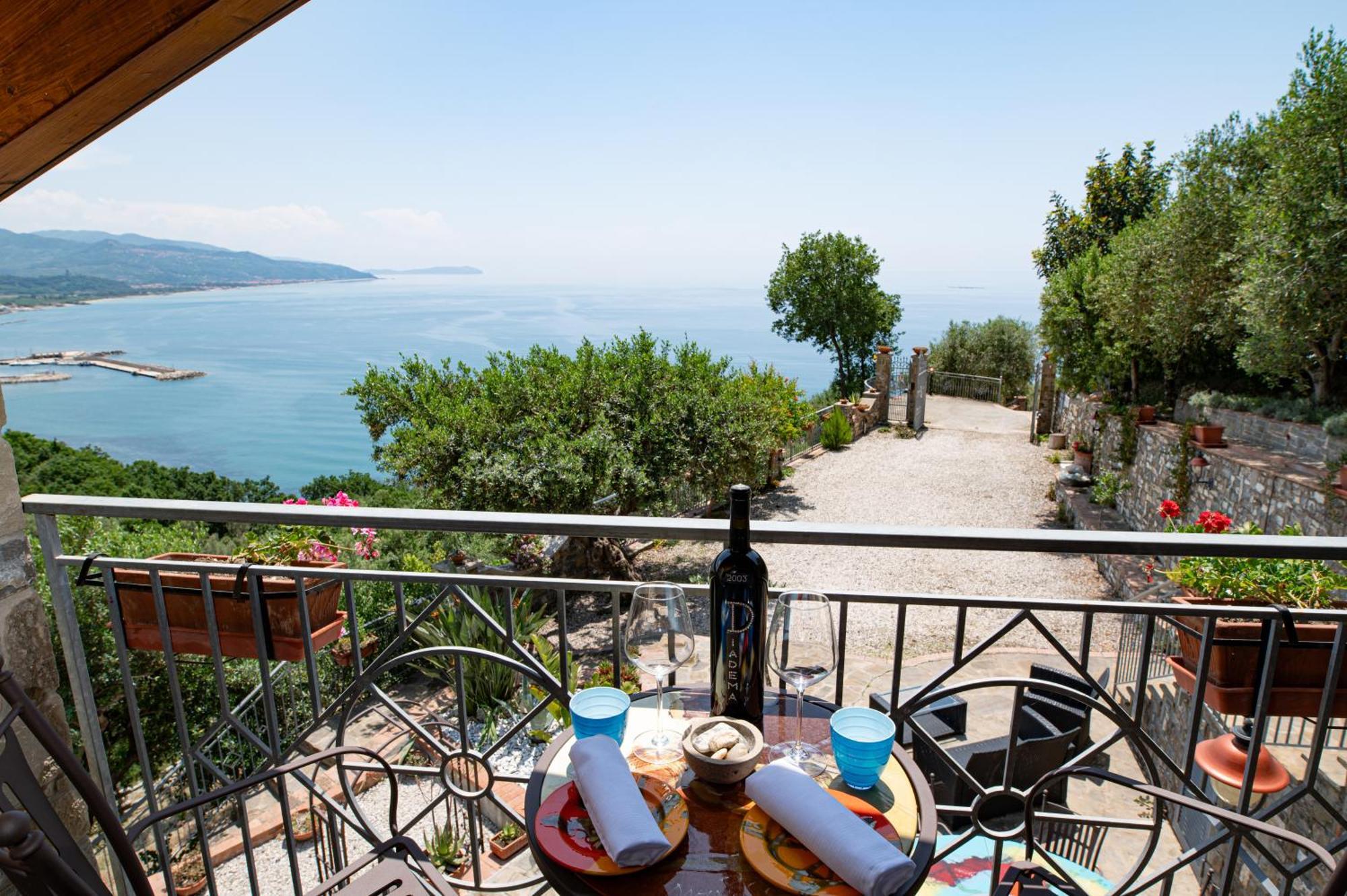 Romantik House Belvedere Casal Velino
